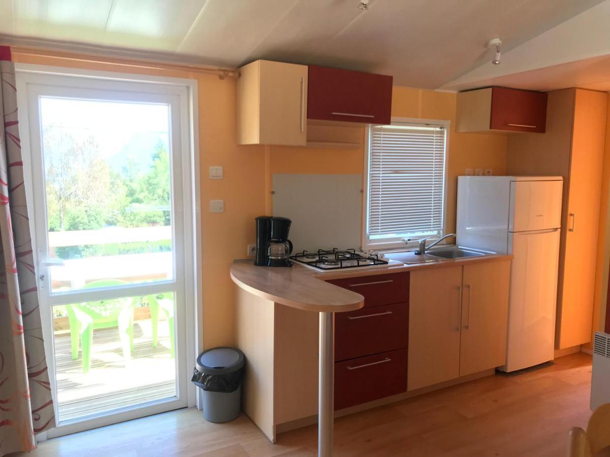 Отель Team Holiday - Camping Le Balcon De Chartreuse Miribel-les-Echelles Экстерьер фото