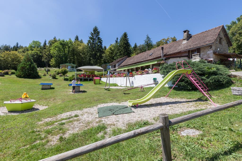 Отель Team Holiday - Camping Le Balcon De Chartreuse Miribel-les-Echelles Экстерьер фото